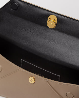 Cassandra Clutch
