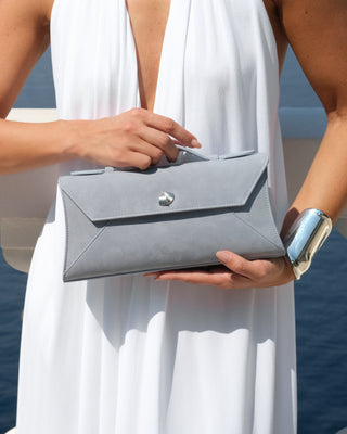 Cassandra Clutch