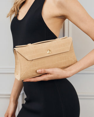 Cassandra Clutch