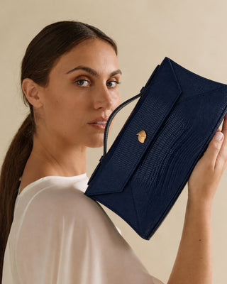 Cassandra Clutch